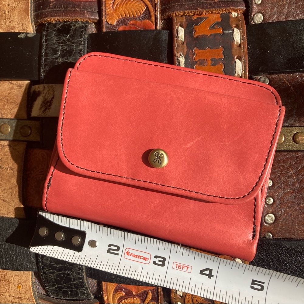 Hobo Real Leather Salmon Pink Leather Wallet - Picture 8 of 9